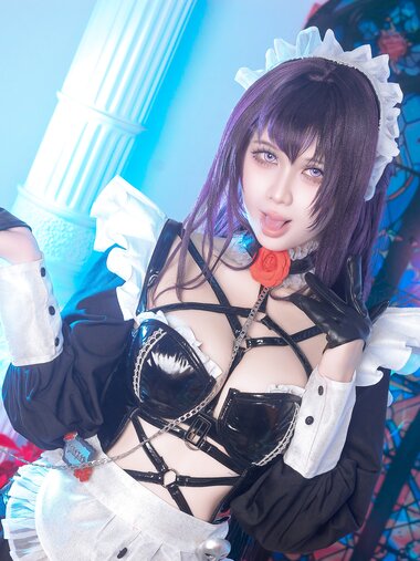 [Cosplay] Pyon - Mihara Memorial Cafe (Nikke)