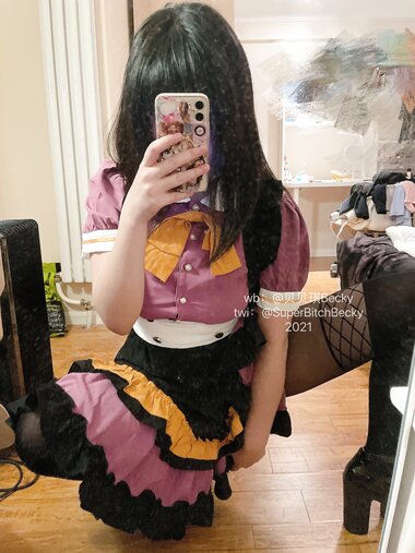 [Cosplay] 贝贝琪Becky 水对镜黑发辣妹 [105P-410MB]