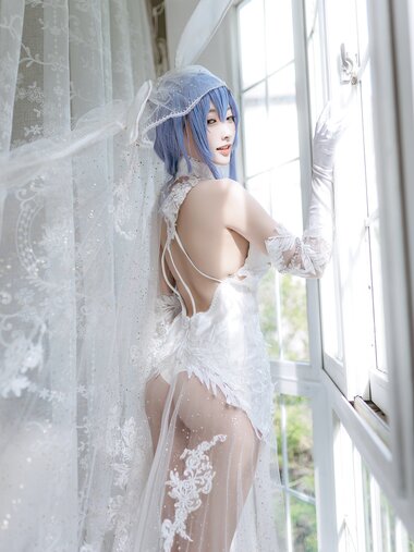[Cosplay] 宮本桜 花园花嫁 [27P-307MB]