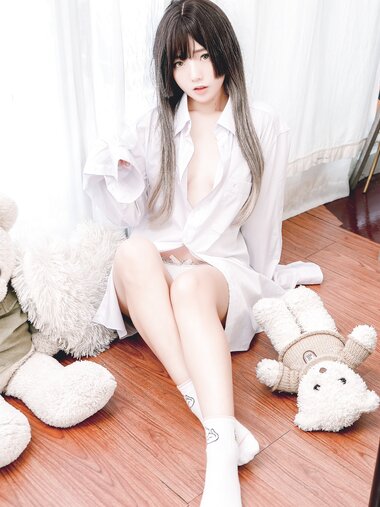 [Cosplay] Messie Huang - Lazy day