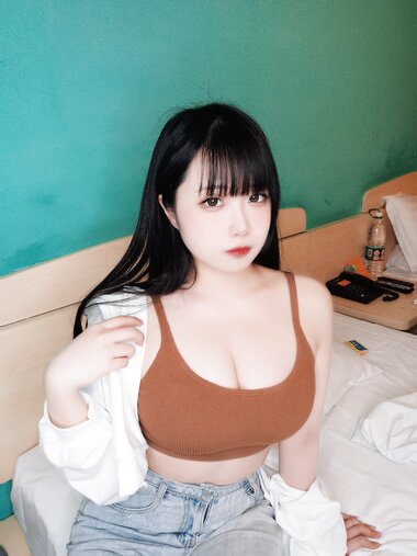 [Cosplay] 贞子蜜桃 运动内搭 [10P1V-320MB]