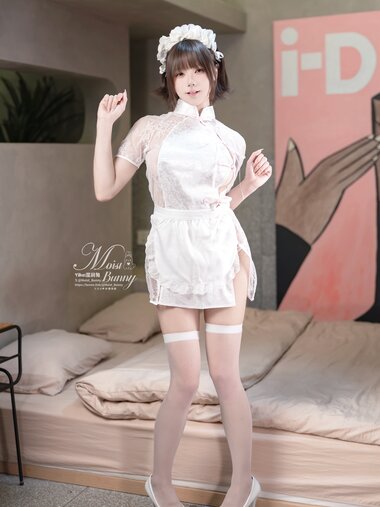 [Cosplay] Yiko湿润兔 2025年12月月票特典 床上管家 [32P-391MB]