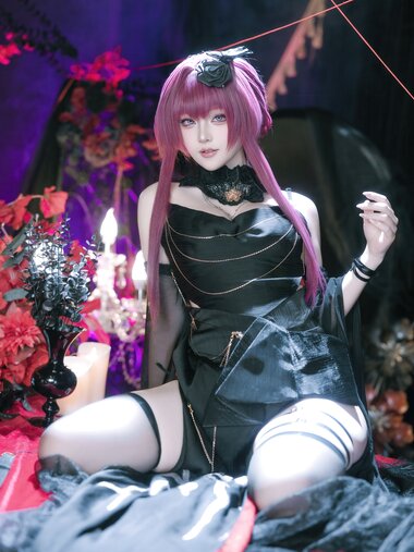 [Cosplay] 屿鱼 崩坏：星穹铁道 卡芙卡 缚月之夜 [60P-425MB]