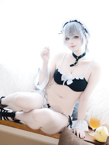 [Cosplay] 屿鱼 曼彻斯特泳装 [50P-337MB]