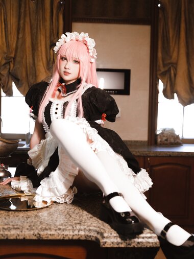 [Cosplay] 瓦斯塔亚小龙虾 女仆 [15P-309MB]