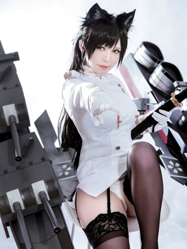 [Cosplay] 半半子 碧蓝航线 爱宕 [45P-660MB]