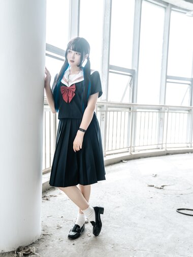 [Cosplay] Natsuko夏夏子 废墟风纪委员 [45P-369MB]