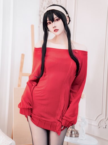 [Cosplay] Natsuko夏夏子 约尔毛衣[36P1V-483MB]