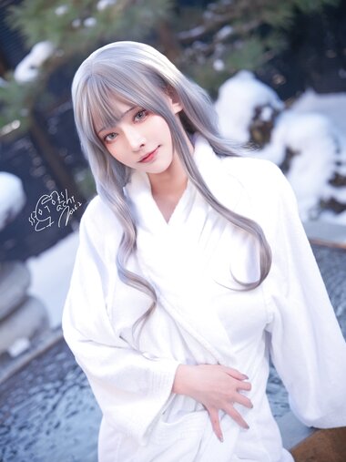 [Cosplay] Machi馬吉 冬温泉写真 [24P1V-614MB]