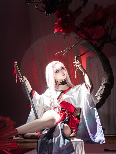 [Cosplay] 矢量鱼 Nikke胜利女神 暗莲 [30P-322MB]