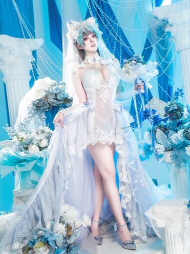 [Cosplay] Natsuko夏夏子 碧蓝航线 柴郡婚纱 [70P-624MB]