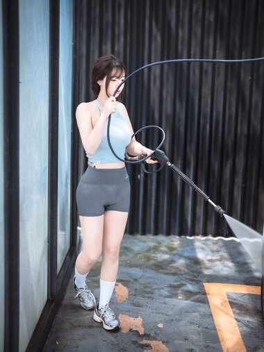 [DJAWA Photo] Son Ye-Eun (손예은) - Wash My Car