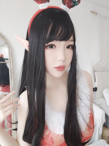 [Cosplay] 雪晴Astra 2020圣诞节自拍 [140P-370MB]