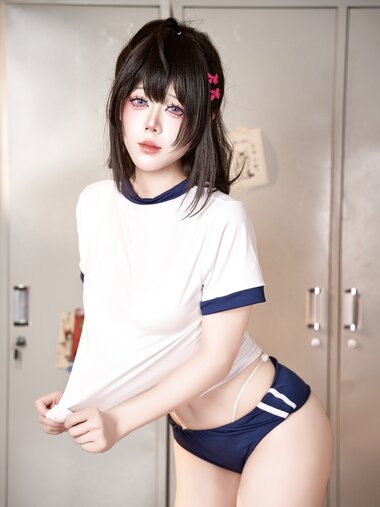 [Cosplay] 九言 棕色尘埃2 罗安·体操服 [75P1V-976MB]