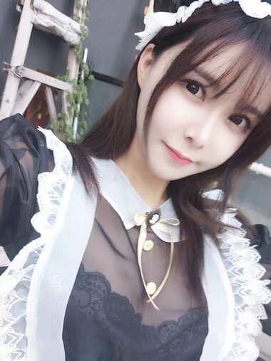 [Cosplay] 亚马逊鲶鱼 黑色透明女仆 [33P-432MB]