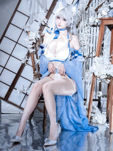[Cosplay] rioko凉凉子 碧蓝航线 水色夏日信浓 [37P-521MB]