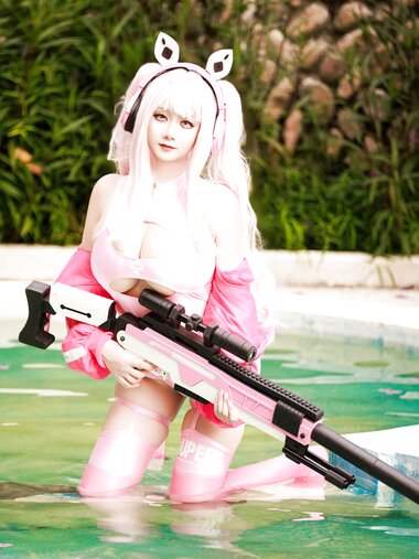 [Cosplay] 阿雪雪 - 爱丽丝泳装