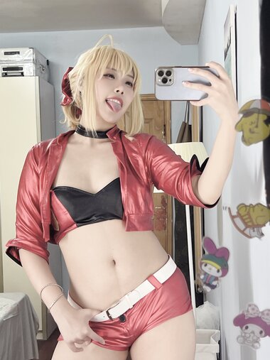 [Cosplay] 以理服人藜藜子 - 莫德雷德