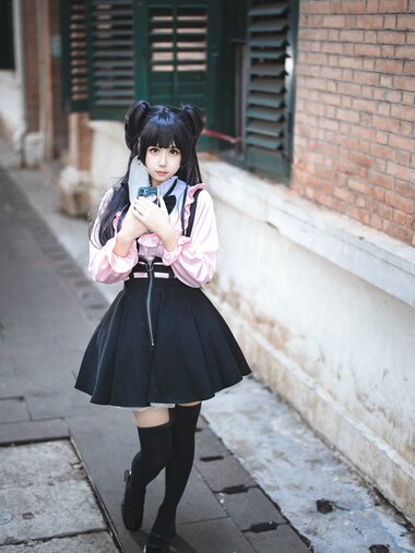 [Cosplay] 萌芽儿o0 黛冬优子 [25P-334MB]