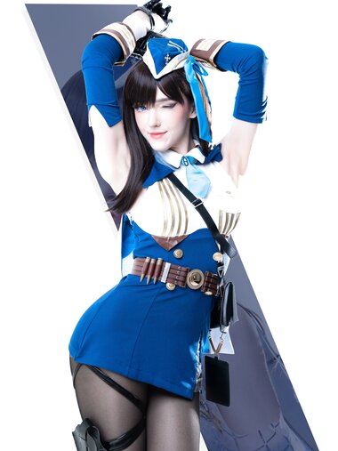 [Cosplay] Candy Ball - Nikke Marian