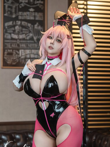 [Cosplay] KANEKO_咔喵 Nikke胜利女神 薇尔维特兔女郎 [18P-45MB]