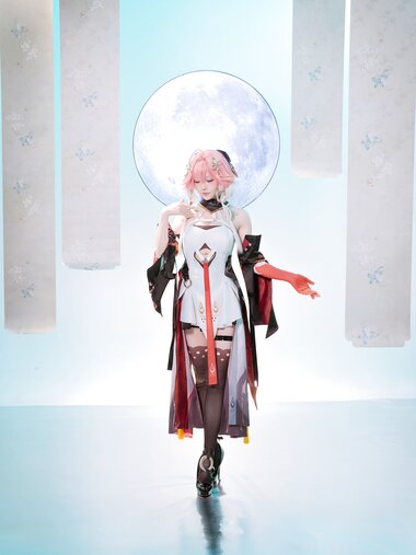 [Cosplay] 星之迟迟 2025年10月计划A 鸣潮 长离 [24P-74MB]