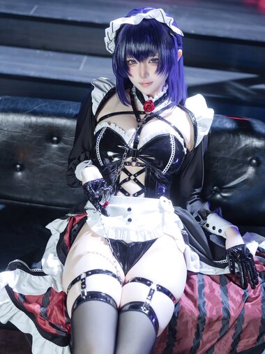 [Cosplay] 屿鱼 Nikke胜利女神 米哈拉·咖啡女仆 [80P-455MB]
