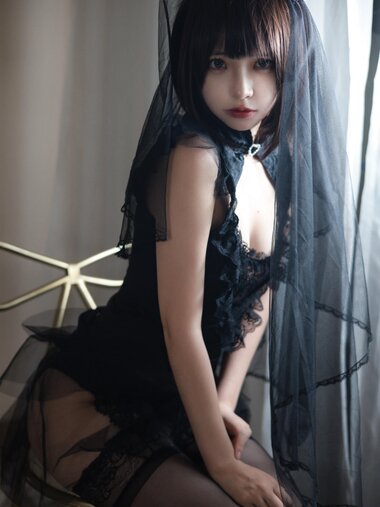 [Cosplay] 疯猫ss 黑色婚纱 [40P-429MB]