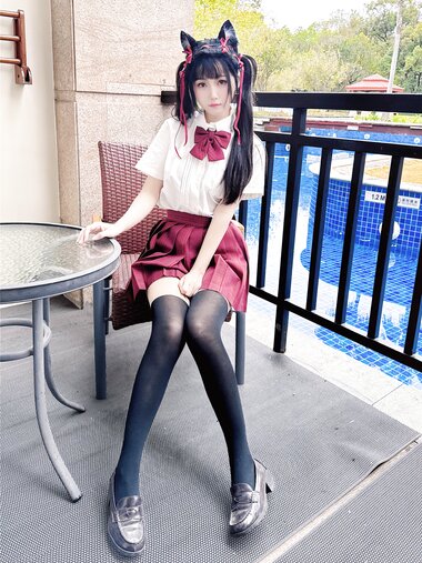 [Cosplay] 不呆猫 温泉双马尾JK [22P1V-713MB]