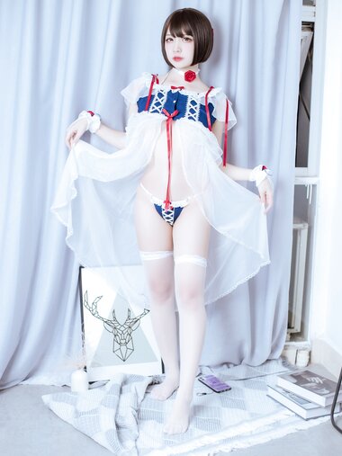 [Cosplay] 二佐Nisa 白雪姬 [23P-298MB]
