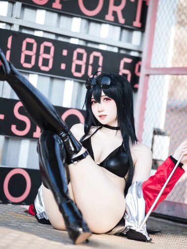 [Cosplay] 焖焖碳 碧蓝航线 大凤赛车 [24P-188MB]