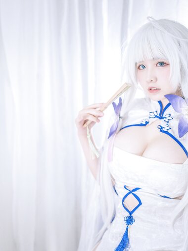 [Cosplay] 阿半今天很开心 光辉旗袍 [33P-146MB]