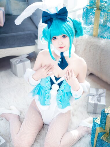 [Cosplay] 猫大人 - 初音白兔×猫大人