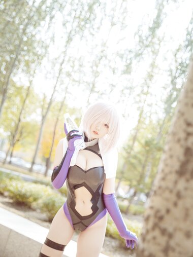 [Cosplay] 阿半今天很开心 玛修 [20P-93MB]