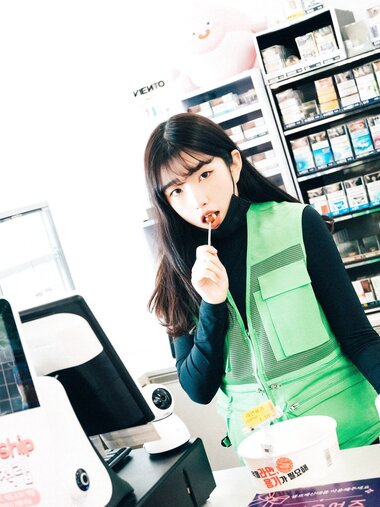 [Loozy] Sonson (손손) - First Nipple Alba (S.Ver)