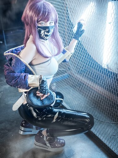 [SAINT Photolife] Yuna (유나) - Yuna's Cos Vol.04 - KDA Akali & Nier Automata 2B