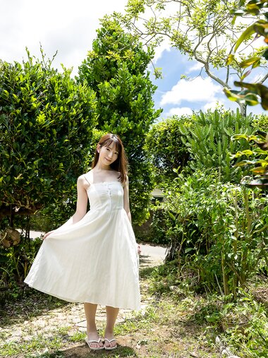 [Graphis] 2023-01-13 Gals - Non Ohana 小花のん 『 Easygoing 』 SET 01 [20P25.1 Mb]