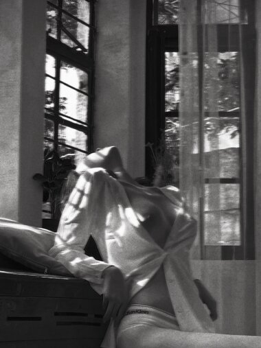 [COSPLAY] 年年 - 光与年 [41P-24.24MB]