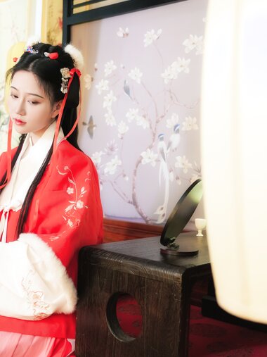 [COSPLAY] 年年 - 点绛唇 [46P-544.03MB]