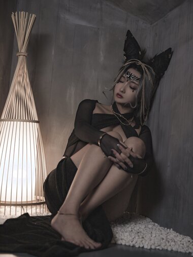 [COSPLAY] 洛璃LoLiSAMA 狼少女 狼女的调教