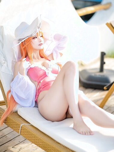 [COSPLAY] 伊喵君 碧蓝航线 黎塞留泳装