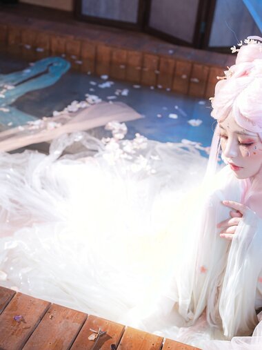 [COSPLAY] 爆机少女喵小吉 NO.049 临江仙 [80P2V 2.38GB]