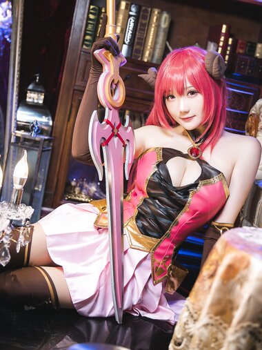 [COSPLAY] 瓜希酱 公主连结 支仓伊绪 Hasekura Io