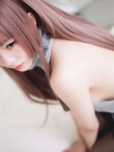 [COSPLAY] 抖娘 利世 毛衣