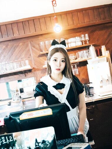 [Loozy] Bomi (보미) - Maid Cafe (+S.Ver)