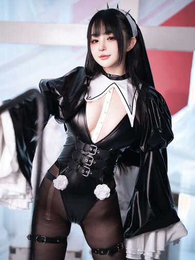 [COSPLAY]  桜井宁宁 皮衣修女