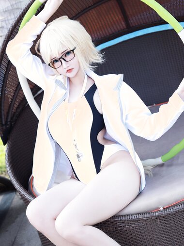 [COSPLAY] Potato Godzilla Jeanne d Arc Swimsuit