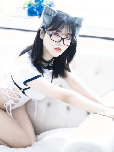 [BLUECAKE] Song Hana (송하나) - Strange Cat