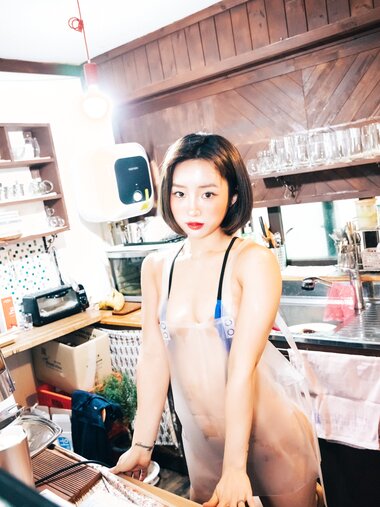 [Loozy] Booty Queen - Vinyl Aprons (+S.Ver)