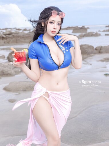 [Cosplay] Byoru - Nico Robin